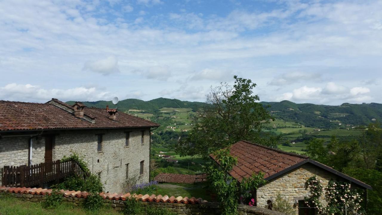 La Luna Buona Villa Vesime Exteriör bild