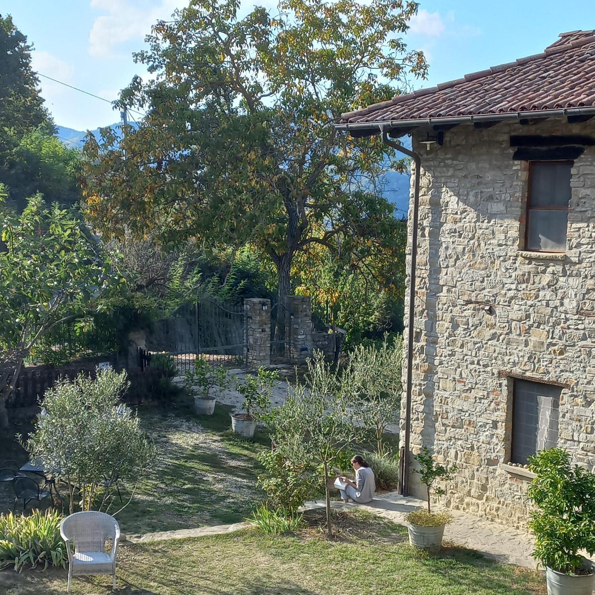 La Luna Buona Villa Vesime Exteriör bild